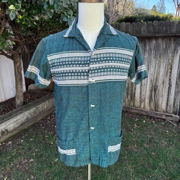 Vintage Green and White Striped Pockets Woven Button up Men's See Measurements - Picture 1 of 9